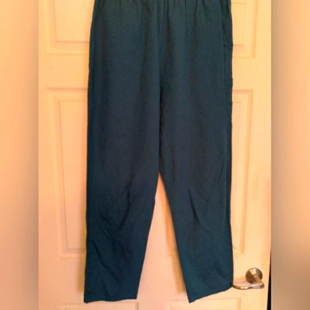 Scrub Bottoms, Amber Green color